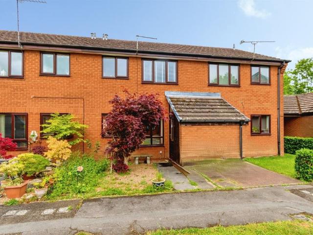 Flat for sale in Barton Stacey, Hampshire