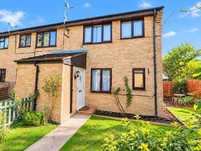 Flat for sale in Boreham, Chelmsford
