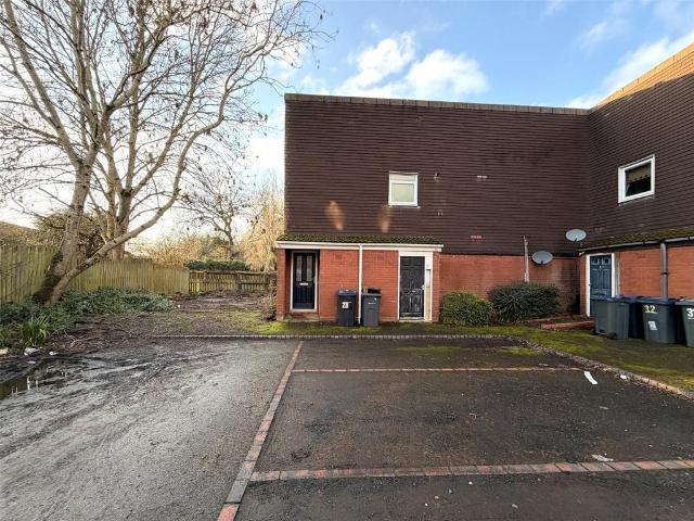 Flat for sale in Kings Norton, West Midlands