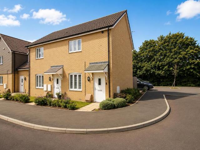 Flat for sale in Colliers End, Hertfordshire