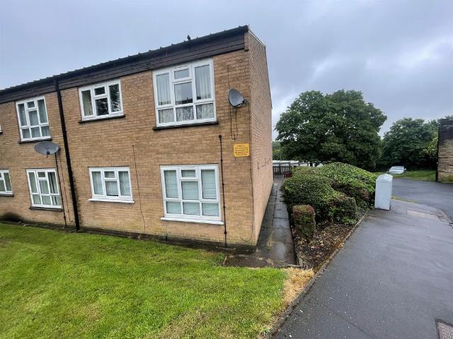Flat for sale in Copley, Savile Park