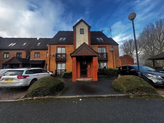 Flat for sale in Baswich, Staffordshire