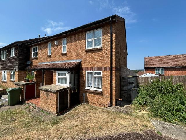 Flat for sale in Downswood, Midway