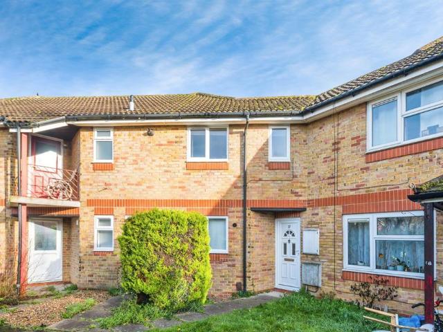 Flat for sale in Caldecott, Dromore