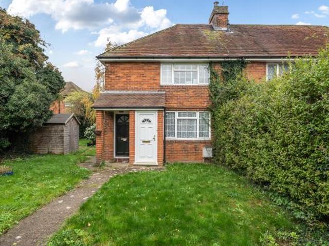 Flat for sale in Stone with Bishopstone and Hartwell, Stone