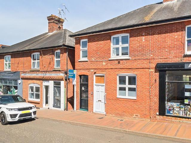 Flat for sale in Holloway Hill, Fole