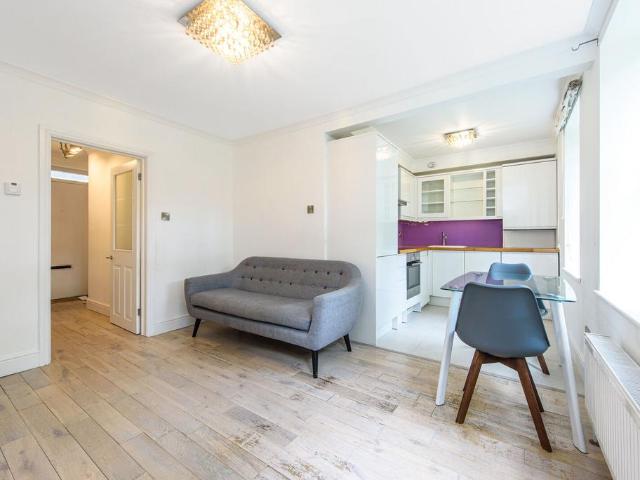 Flat for sale in Greater London