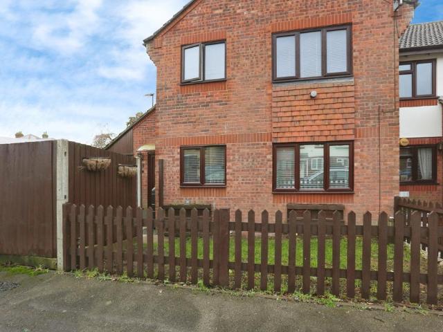 Flat for sale in Isle Of Man