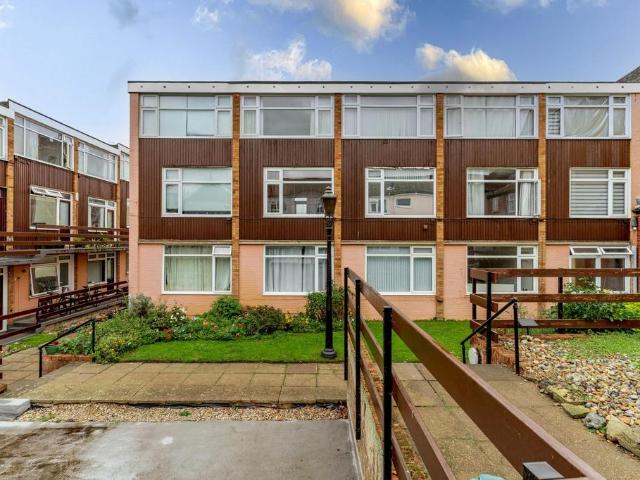 Flat for sale in Heigham Grove, Norwich