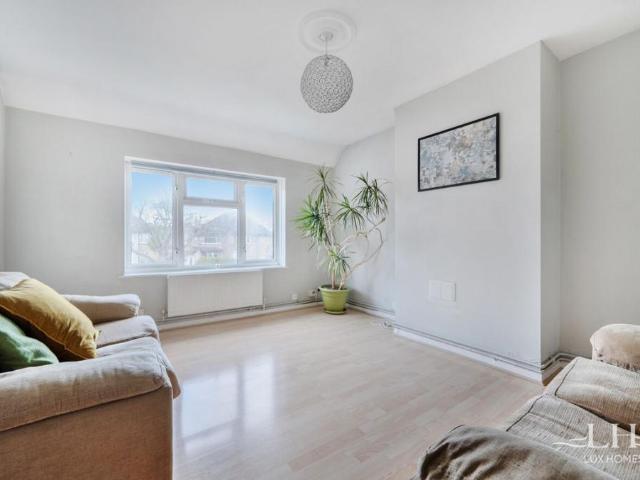 Flat for sale in Becontree, Isle Of Man