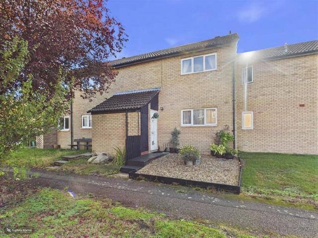 Flat for sale in Stoke Mandeville, Buckinghamshire
