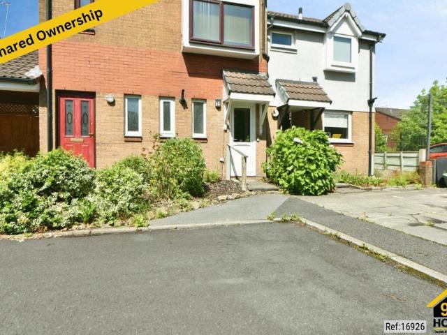 Flat for sale in Georgia, Greater Manchester