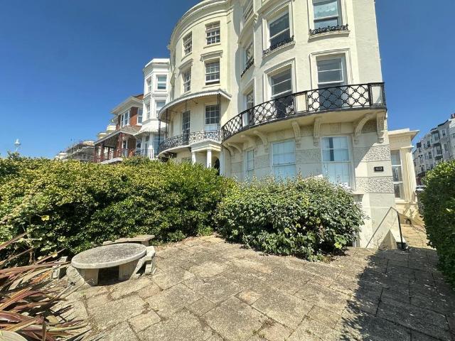 Flat for sale in Kemptown, Brighton & Hove