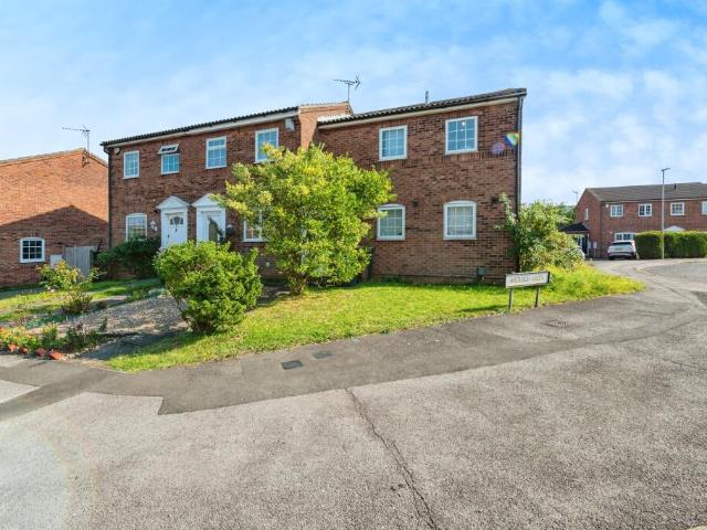 Duplex for sale in Luton