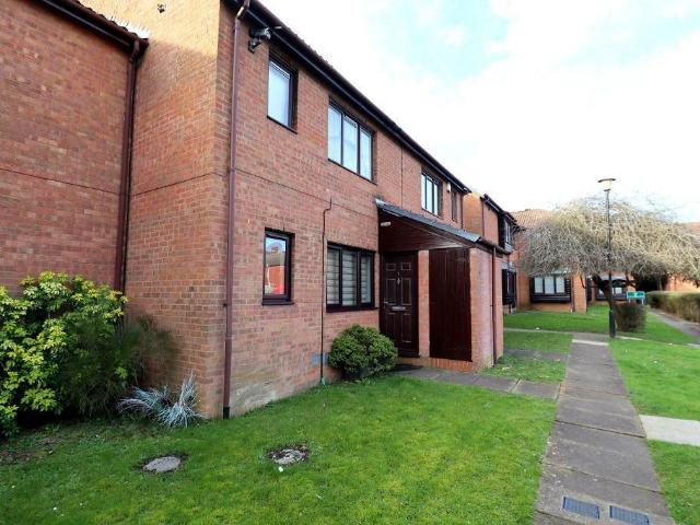 Duplex for sale in Luton
