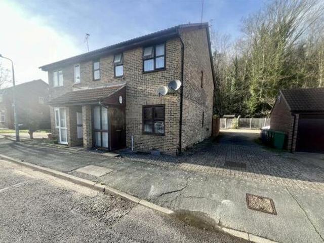 House for sale in Badgers Dene, Grays
