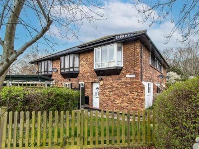 House for sale in Basildon, Essex
