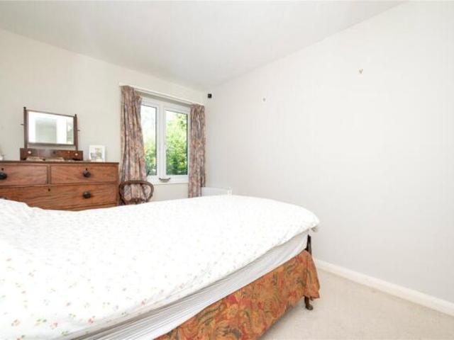Maisonette for sale in Five Acres, Hertfordshire