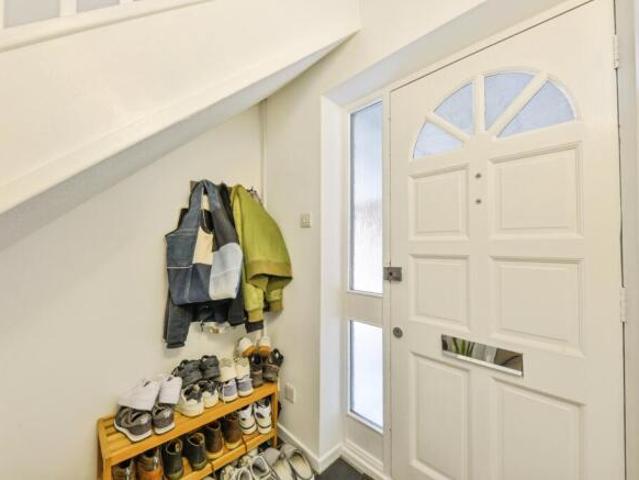 Maisonette for sale in Five Acres, Hertfordshire