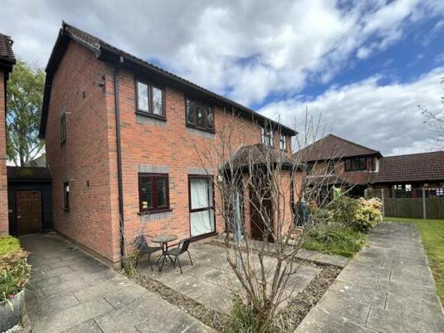 House for sale in Brompton, Chatham