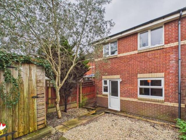 Maisonette for sale