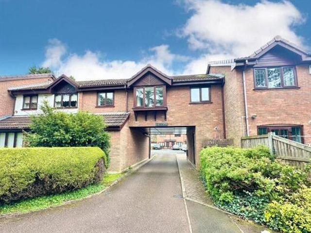 House for sale in Lyons, Greater London