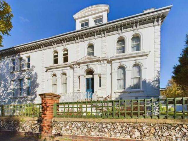Maisonette for sale in Eastbourne, East Sussex