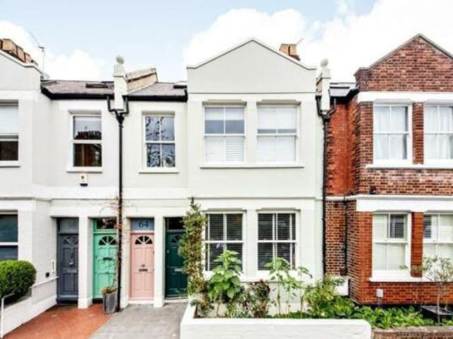House for sale in Lyons, Greater London