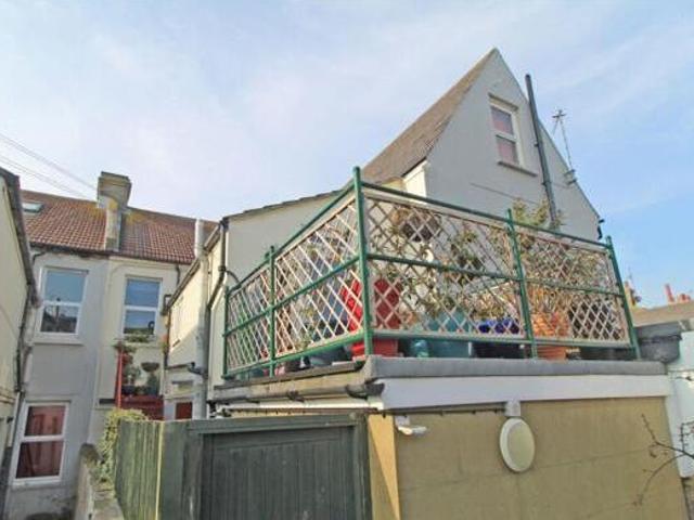 House for sale in Roselands, Eastbourne