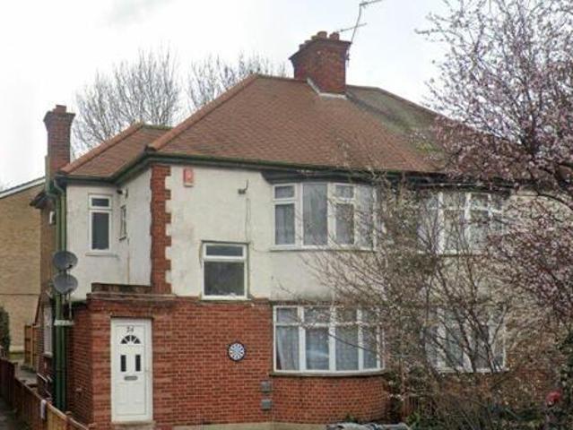 House for sale in London Borough of Hounslow, Feltham