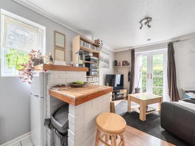 Maisonette for sale in Priest Down, Hampshire