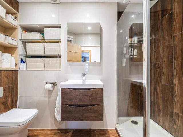 Maisonette for sale in North Watford, Hertfordshire