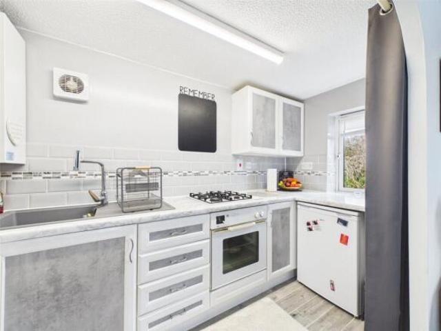 Maisonette for sale in Gloucester, Gloucestershire