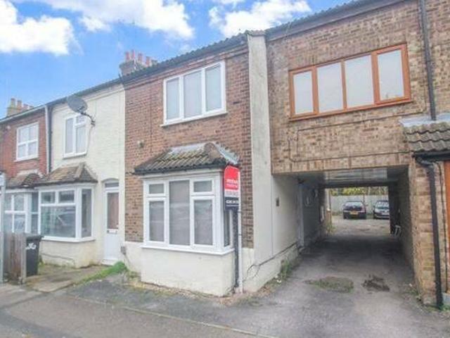 House for rent in Lyons, Greater London