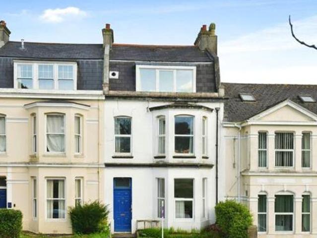 House for sale in Follaton, Strode