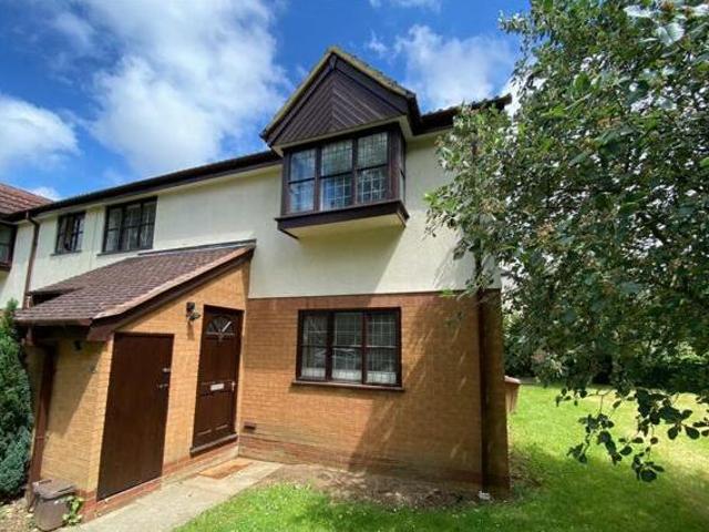 House for sale in Northampton, Northamptonshire