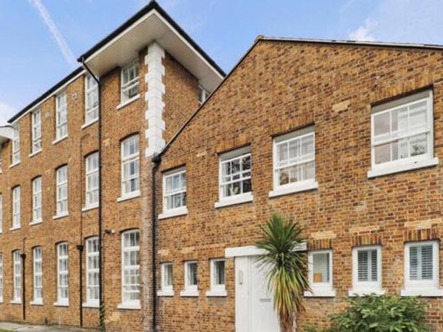 House for sale in City of London, Greater London