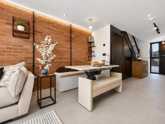 Maisonette for sale in St Albans, Five Acres