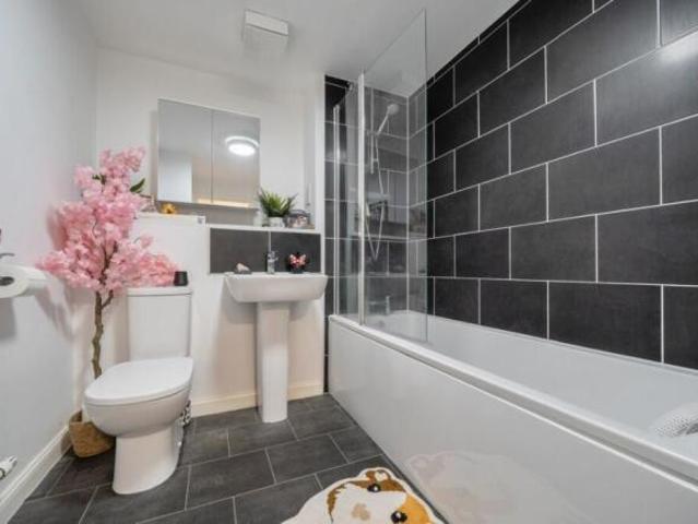Maisonette for sale in Kempston, Bedford