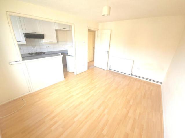 Maisonette for sale in Earley