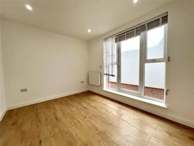 Property for sale in Charlotteville, Guildford