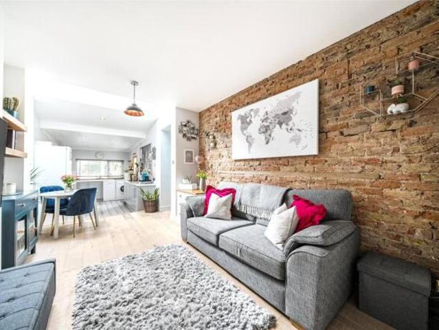 Maisonette for sale