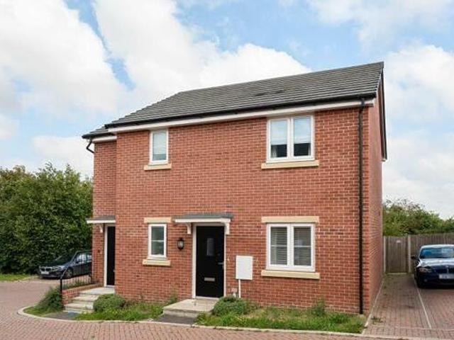 House for sale in Witney, West Oxfordshire