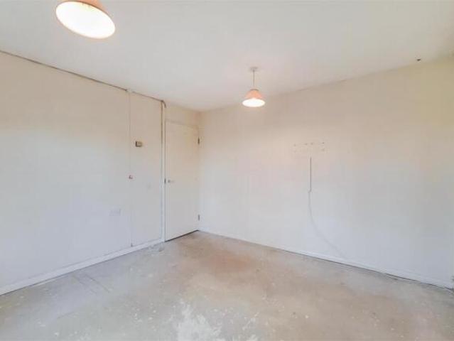 Maisonette for sale