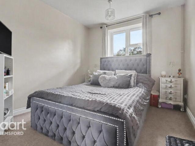 Maisonette for sale in Chelmsford, Essex