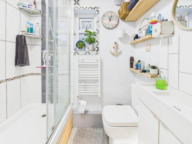 Maisonette for sale in Slough