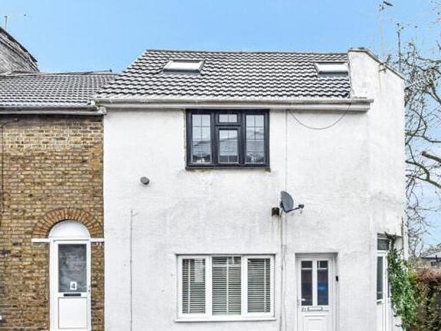 House for sale in Rochester, Kent