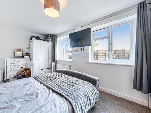 Maisonette for sale
