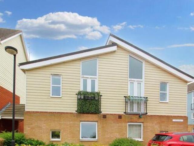 House for sale in Oad Street, Kent