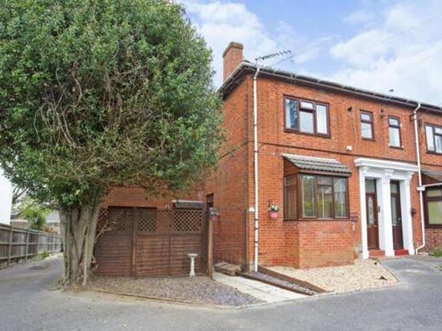 House for sale in Chilworth Old Village, Test Valley